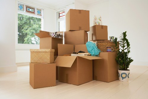 Preparation checklist scene for a house move with a man and van service