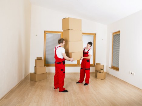 Local moving service for flats, homes, and businesses in Upton